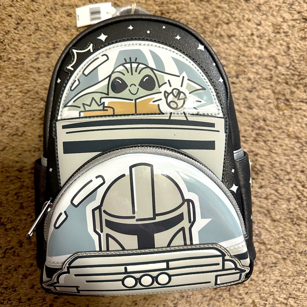 2024 Mandalorian Grogu Mini Backpack Baby Yoda, Gray Green, 400967076122